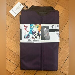 Robert Graham garment carrier